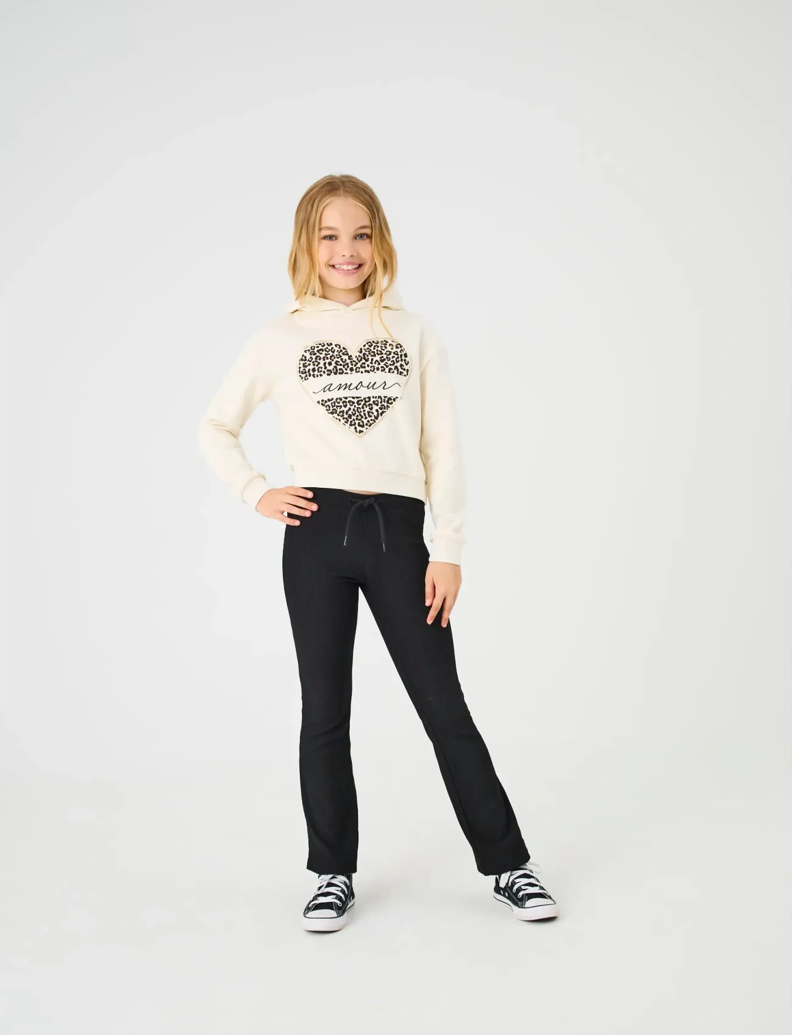Kids Only KOGCOOPER LIFE HEART LS HOODIE SWT NOOS - Överdelar - ANTIQUE WHITE / cream