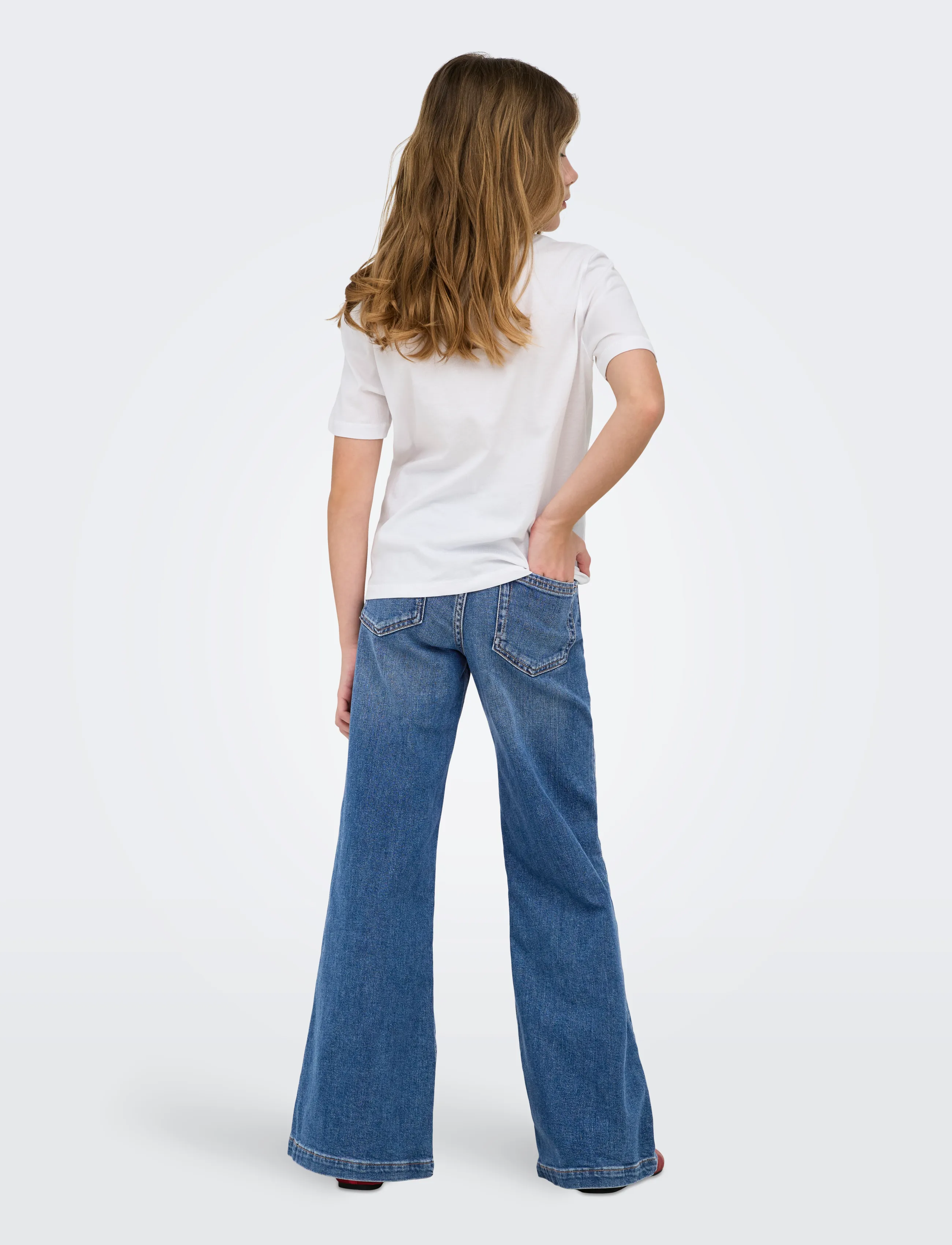 Kids Only - KOGCALIFORNIA MW WIDE FLARED REA NOOS - hosen mit weitem bein - dark medium blue denim - 3
