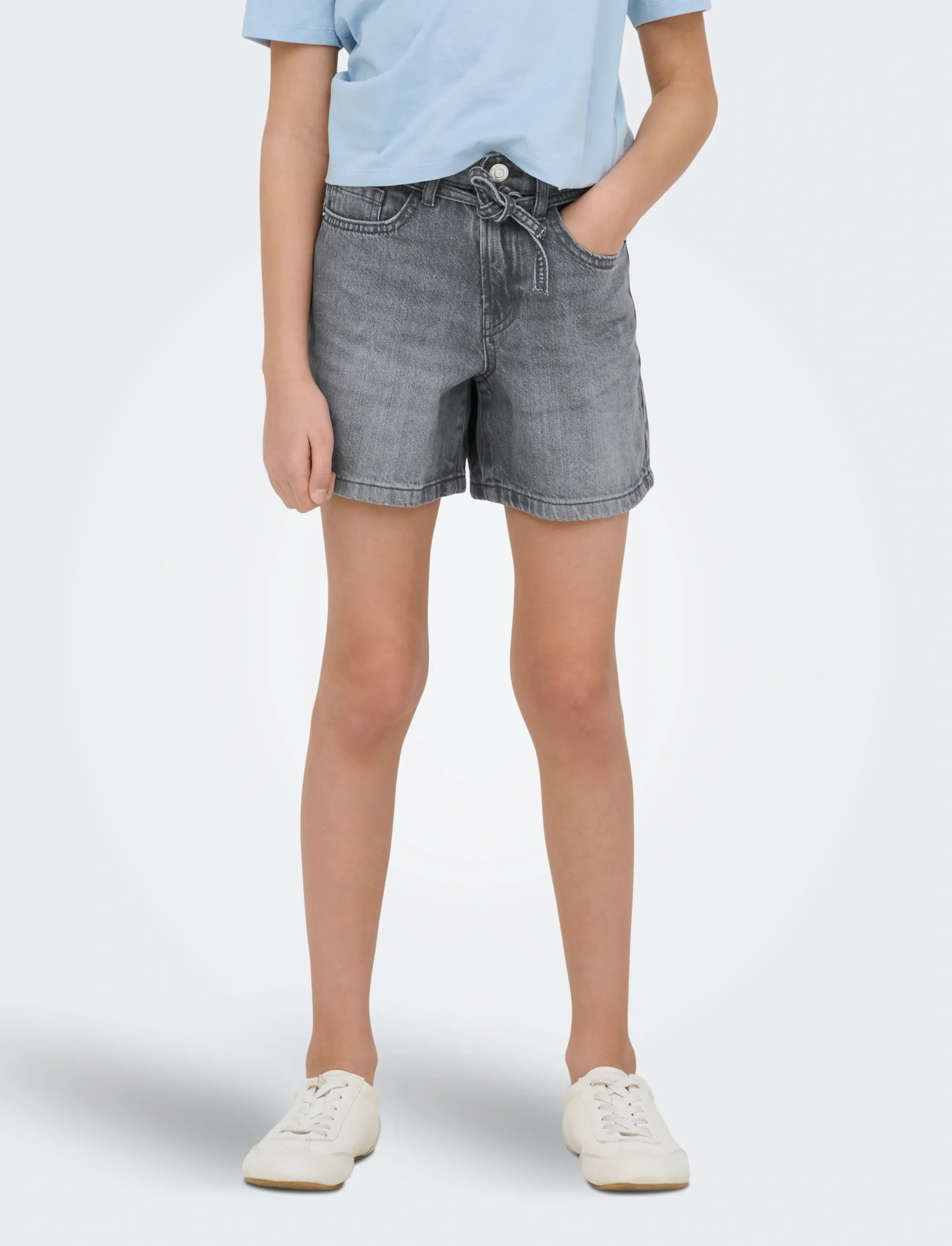 Kids Only KOGGIANNA HW BELT SHORTS PIMBOX DNM NOOS - Shorts - MEDIUM GREY DENIM / grey