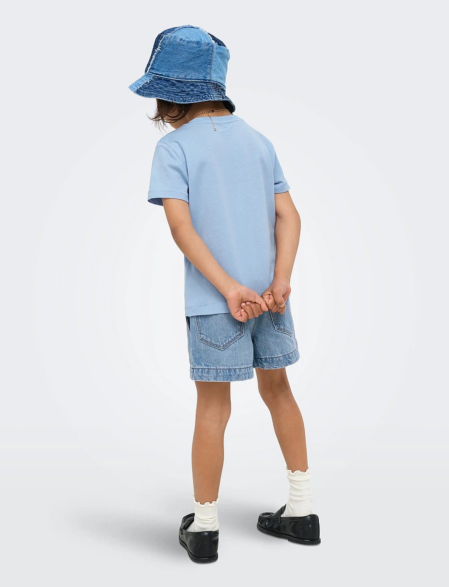 Kids Only - KMGVEGA LIFE SS REG EMB TEE BOX JRS NOOS - kortærmede t-shirts - soft chambray - 3
