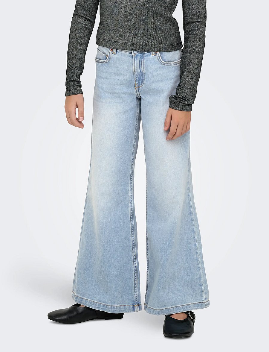 Kids Only - KOGCALIFORNIA MW WIDE FLARED AKM217 NOOS - hosen mit weitem bein - light blue denim - 0