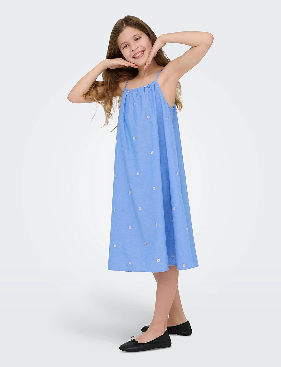 Kids Only - KOGMALOU SL EMB STRAP DRESS WVN - Ärmellose freizeitkleider - cashmere blue - 0