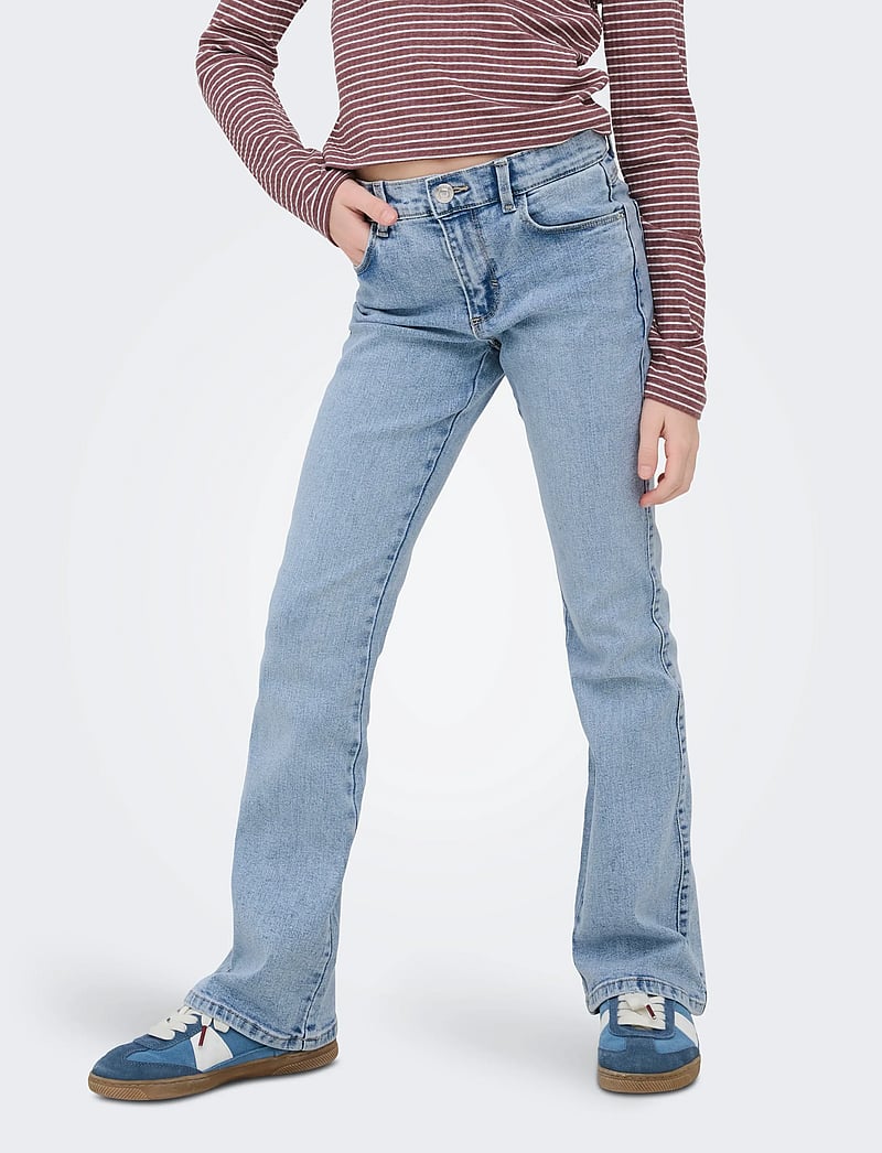 Kids Only - KOGBLAIR LIFE REG FLARED DNM PIM EX - bootcut jeans - light blue denim - 0