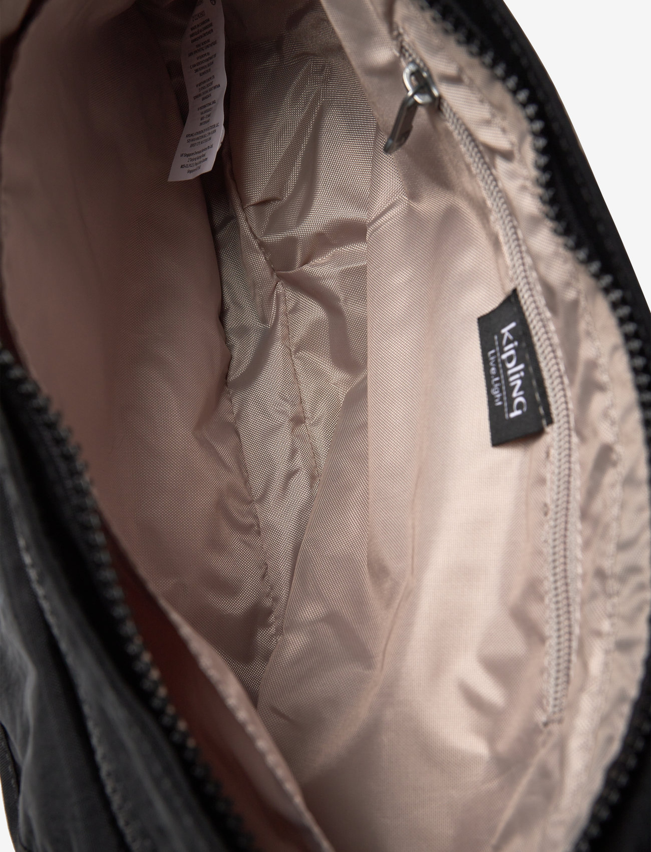 Kipling - SYRO - black tonal - 5