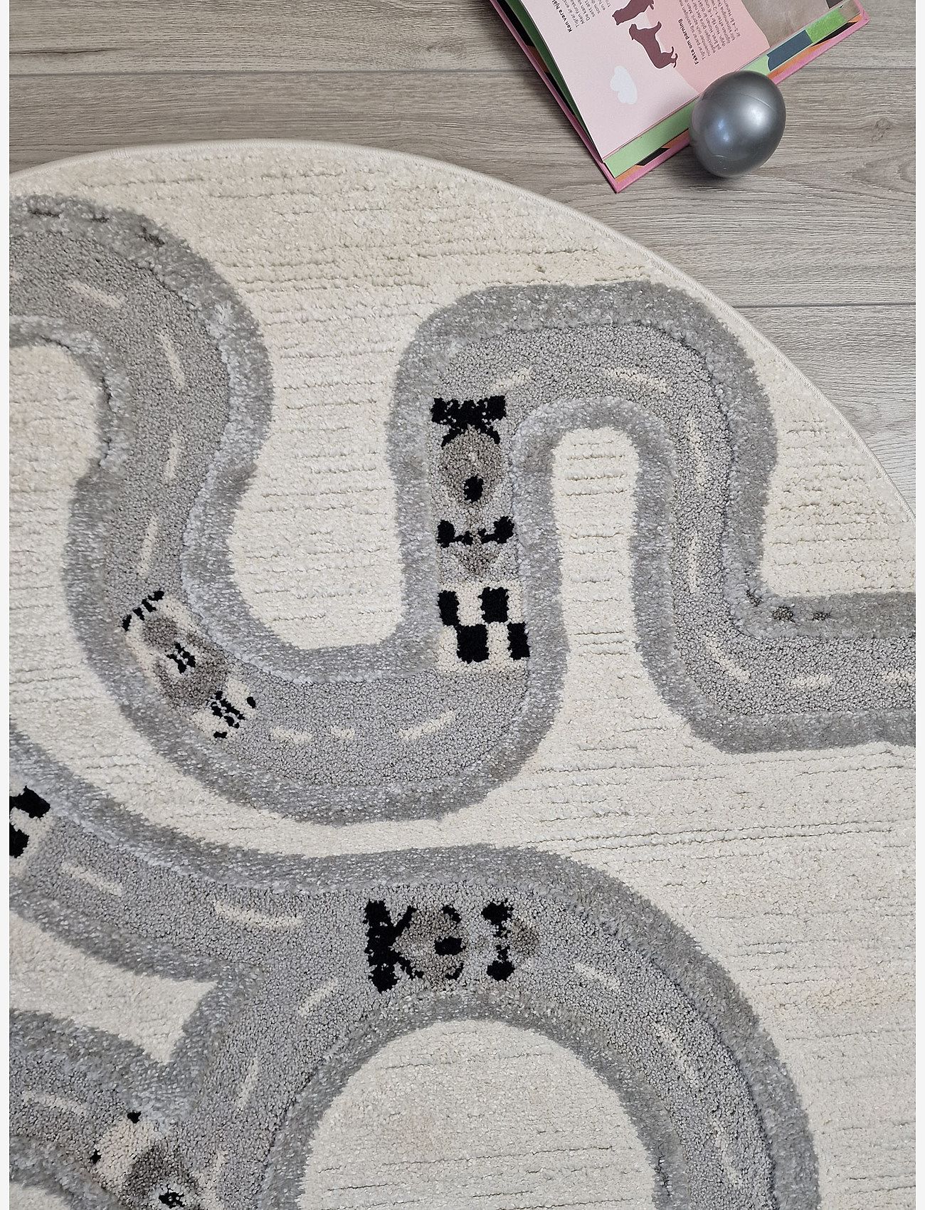 KM Home - Genova Road - rectangular rugs - creme - 2