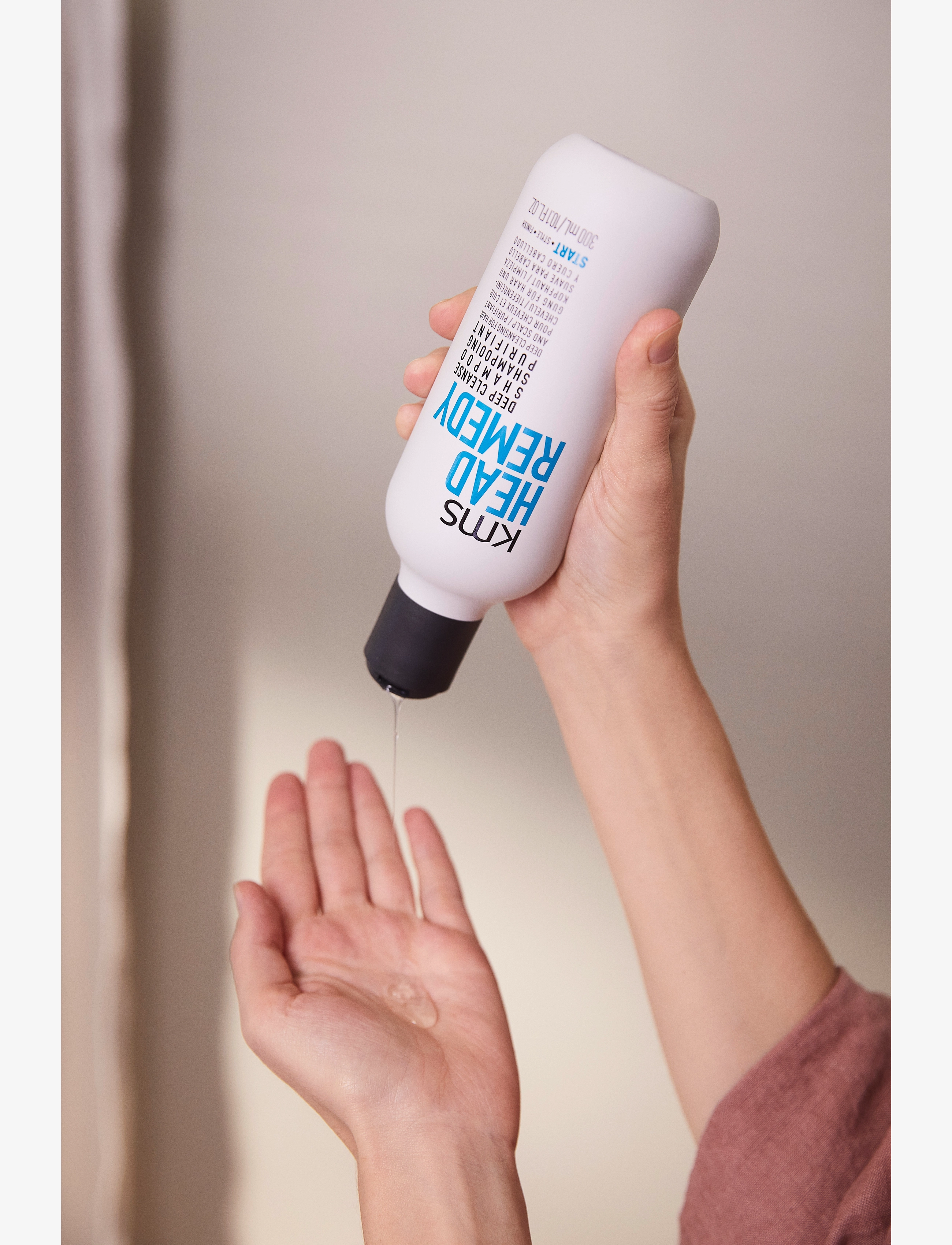 KMS Hair - HEAD REMEDY Deep Cleanse Shampoo 300ml - scalp treatment - clear - 1