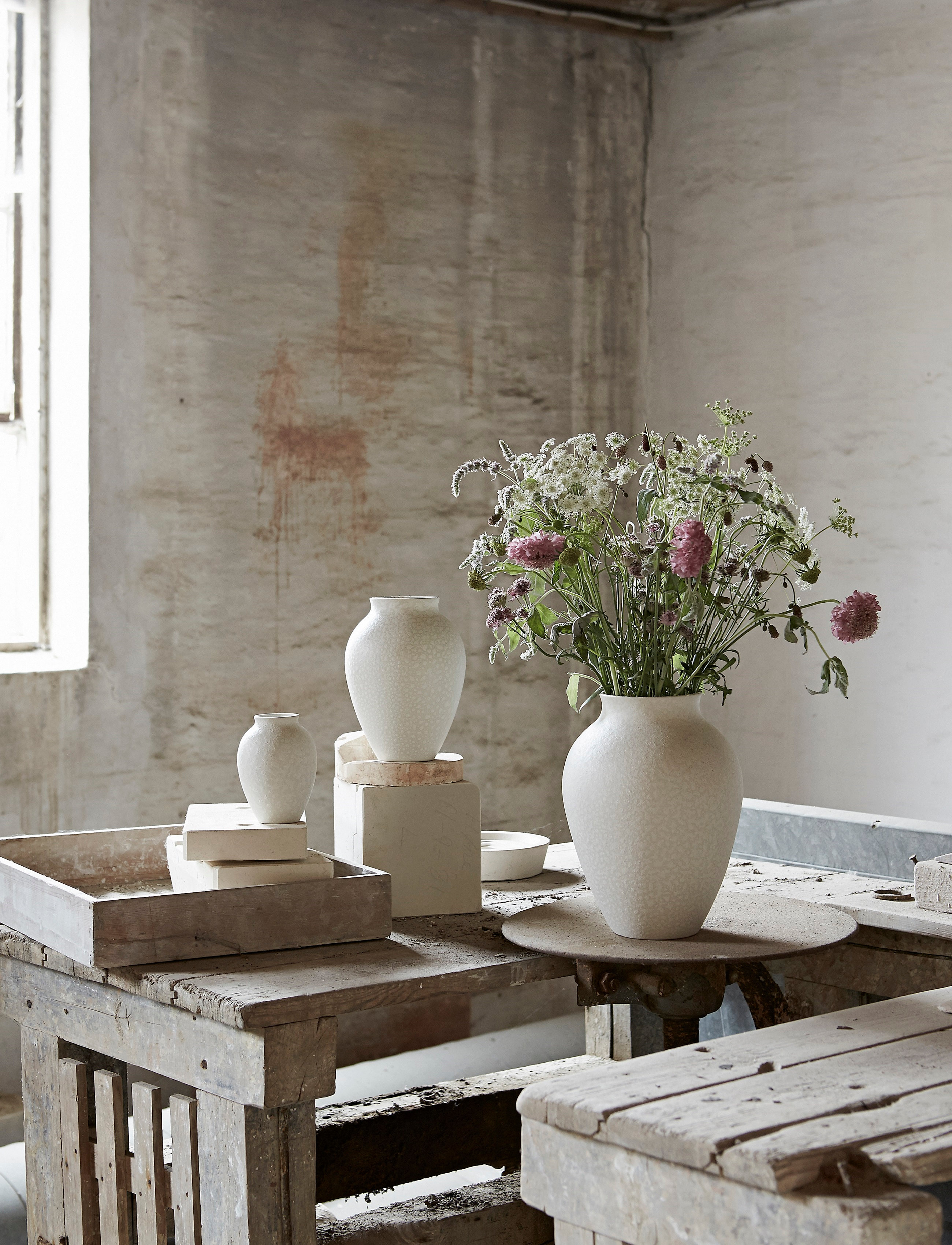Knabstrup Keramik Vase, H20 cm, Vases, Weiß - Small Homeware