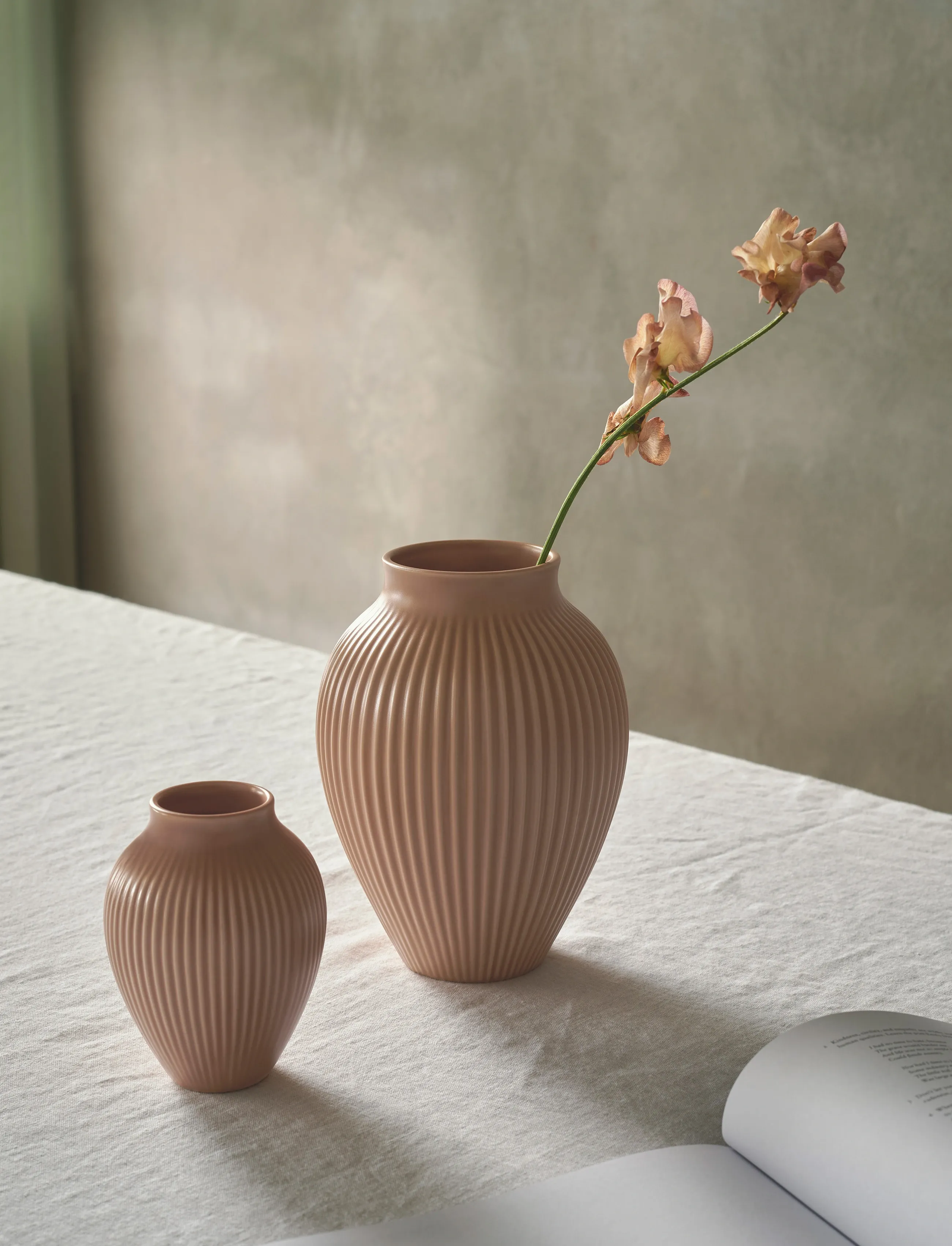 Knabstrup Keramik - Knabstrup Keramik Knabstrup vase H 12.5 cm ripple mat dusty rose - vasen - ripple mat dusty rose - 2