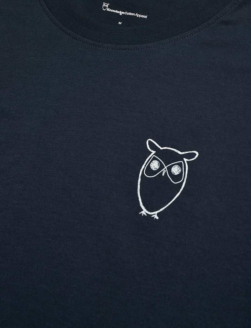 Knowledge Cotton Apparel - Owl chest tee - GOTS/Vegan - kortärmade t-shirts - total eclipse - 2