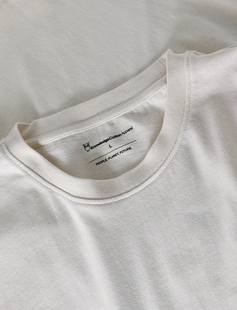 Knowledge Cotton Apparel - Back print t-shirt - kortärmade t-shirts - egret - 4