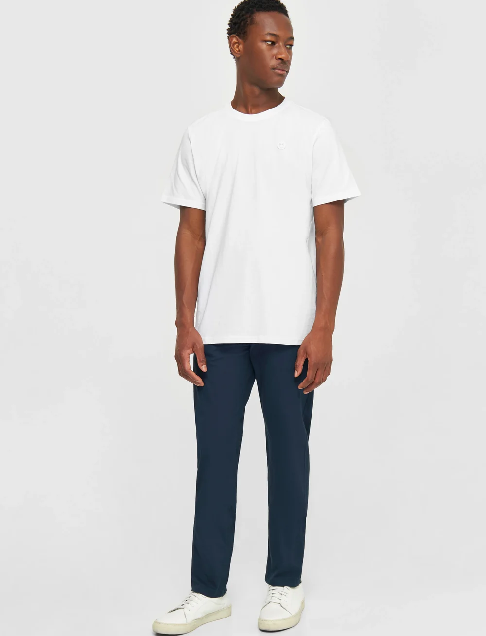 Knowledge Cotton Apparel - LOKE badge tee - Regenerative Organ - kortærmede t-shirts - bright white - 0