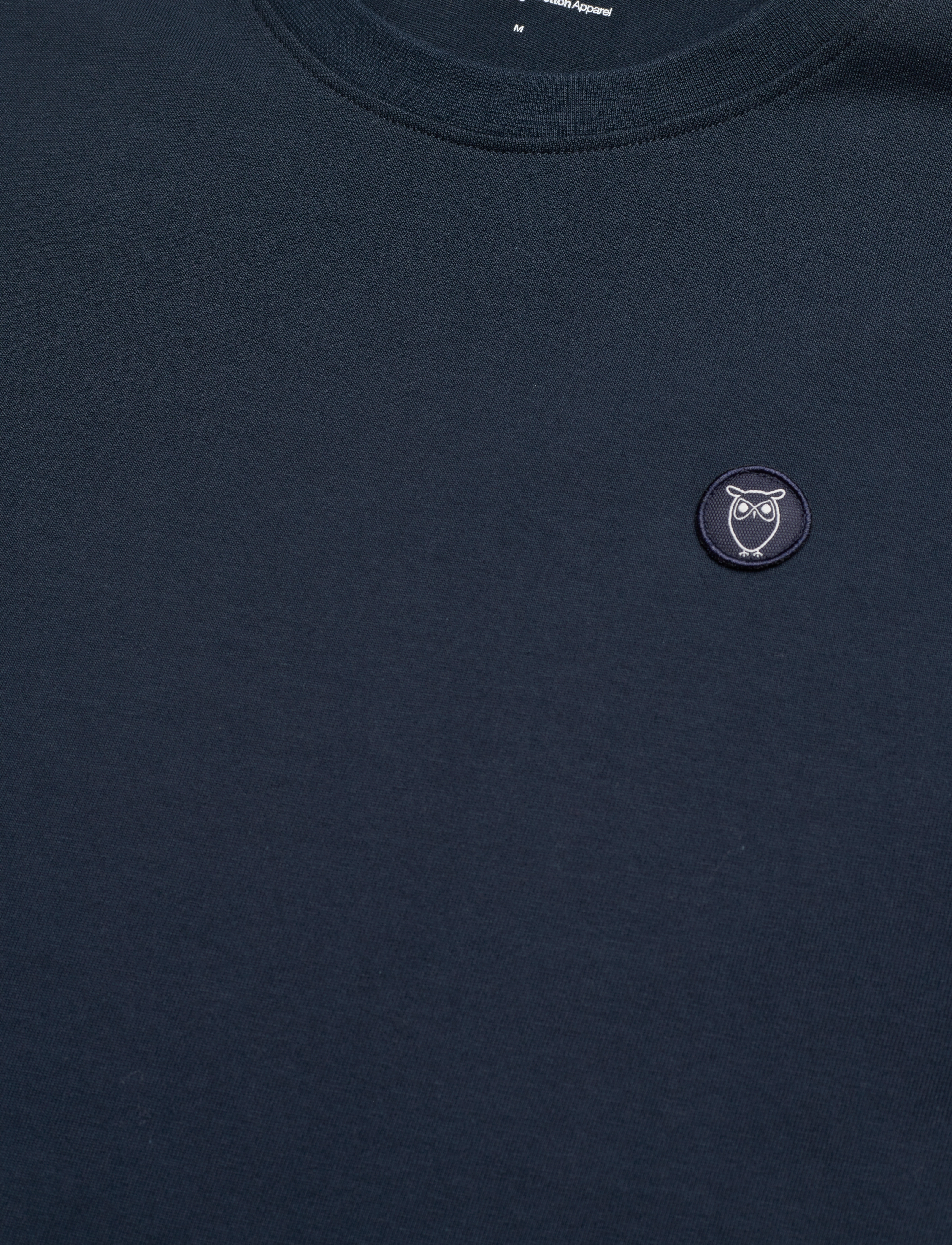 Knowledge Cotton Apparel - Badge core t-shirt - kortärmade t-shirts - total eclipse - 4
