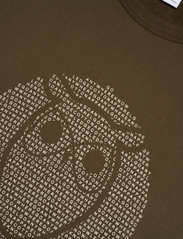 Knowledge Cotton Apparel - Loose fit sweat with owl print - GO - truien en hoodies - dark olive - 4