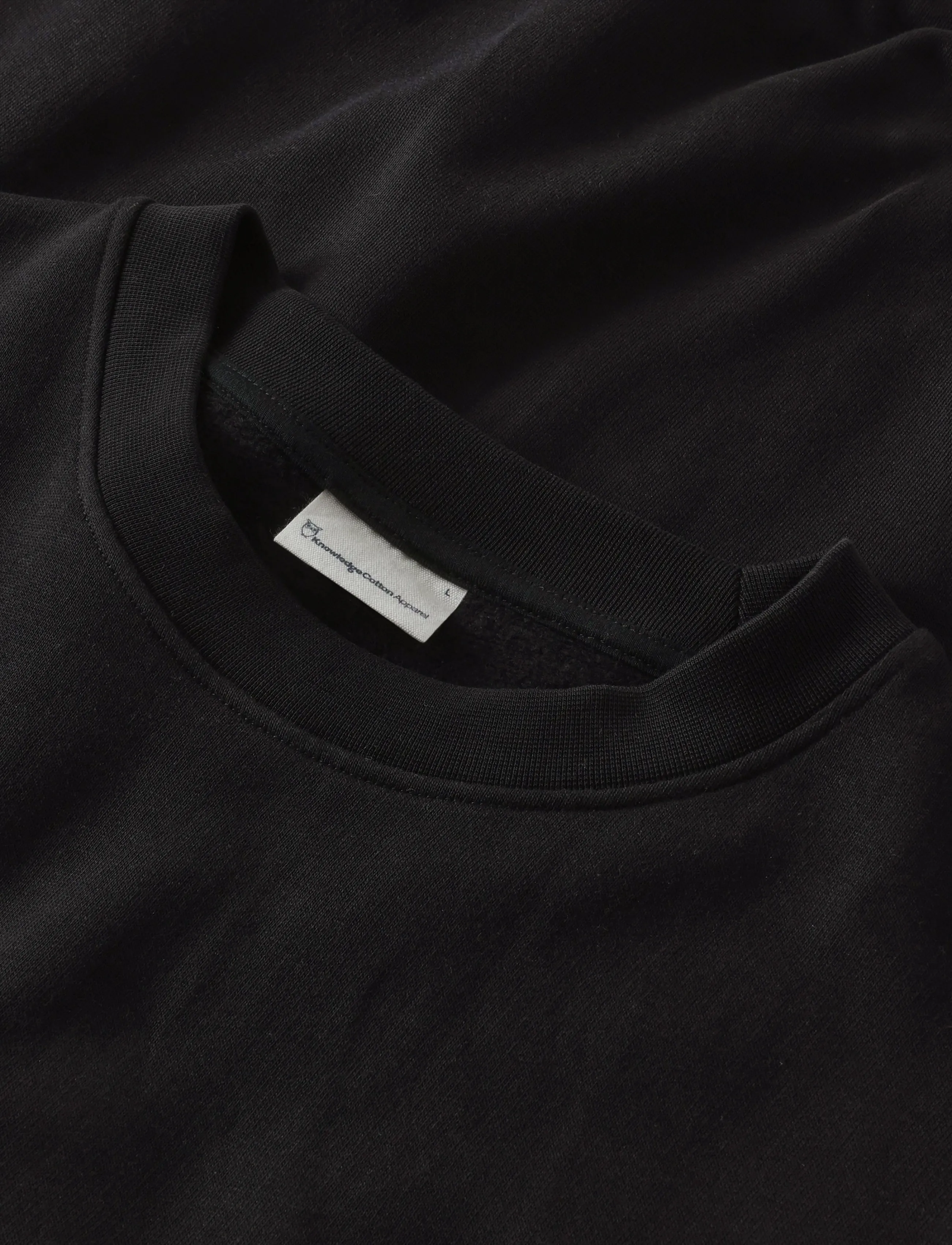 Knowledge Cotton Apparel - Relaxed crew neck - shop by occasion - black jet - 2