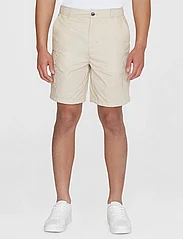 Knowledge Cotton Apparel - FIG loose cargo poplin shorts - GOT - cargo stila šorti - light feather gray - 2