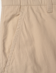 Knowledge Cotton Apparel - FIG loose cargo poplin shorts - GOT - cargo shorts - light feather gray - 5