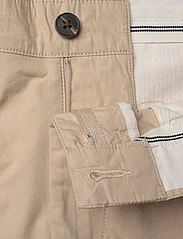 Knowledge Cotton Apparel - FIG loose cargo poplin shorts - GOT - cargo shorts - light feather gray - 6