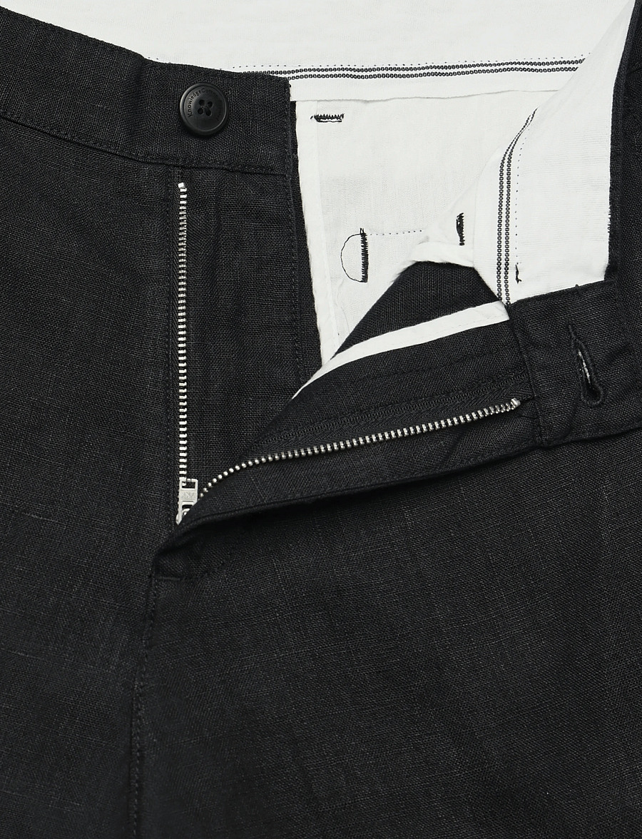 Knowledge Cotton Apparel - Chuck regular linen shorts - black jet - 3