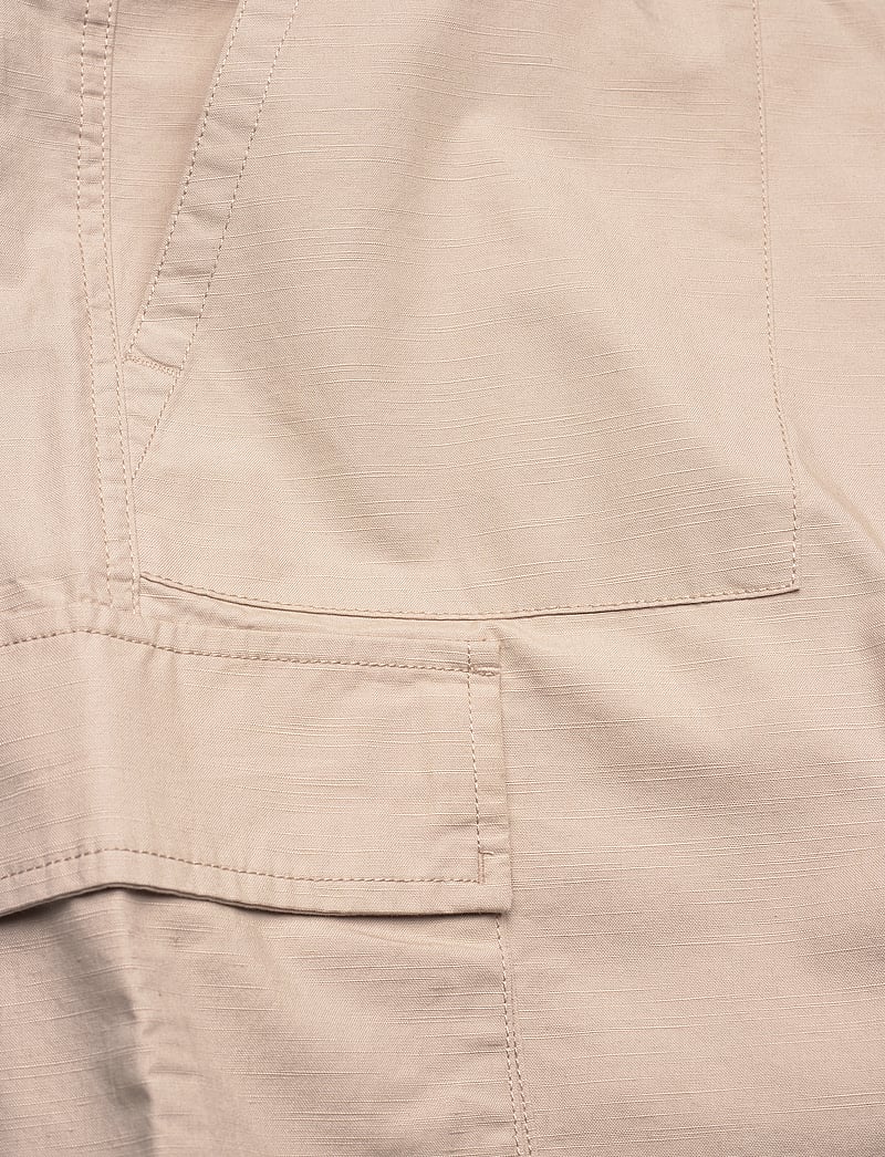 Knowledge Cotton Apparel - FLINT wide slub yarn shorts - GOTS/ - cargo shorts - light feather gray - 2