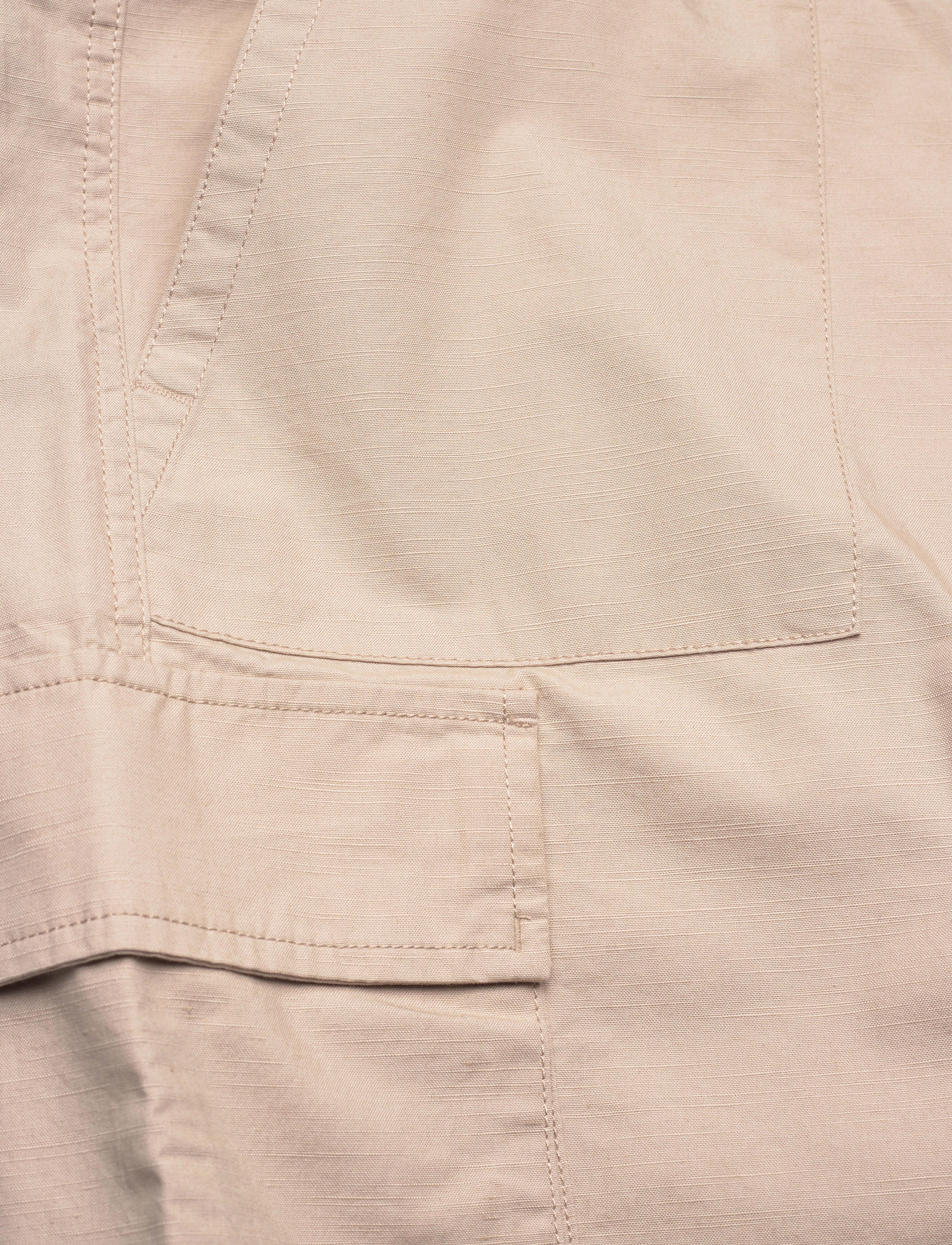 Knowledge Cotton Apparel - FLINT wide slub yarn shorts - GOTS/ - cargo shorts - light feather gray - 2