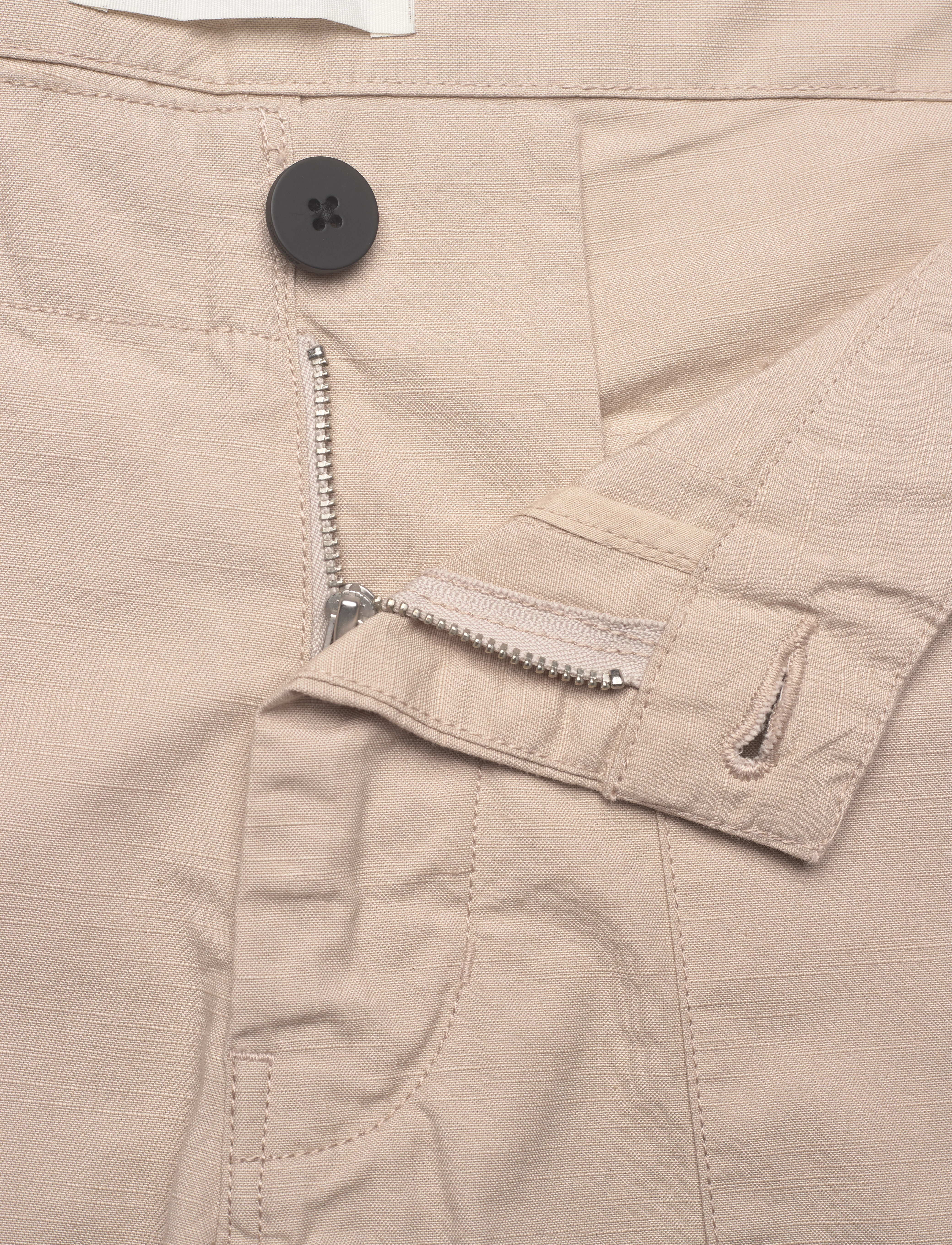 Knowledge Cotton Apparel - FLINT wide slub yarn shorts - GOTS/ - cargo shorts - light feather gray - 3
