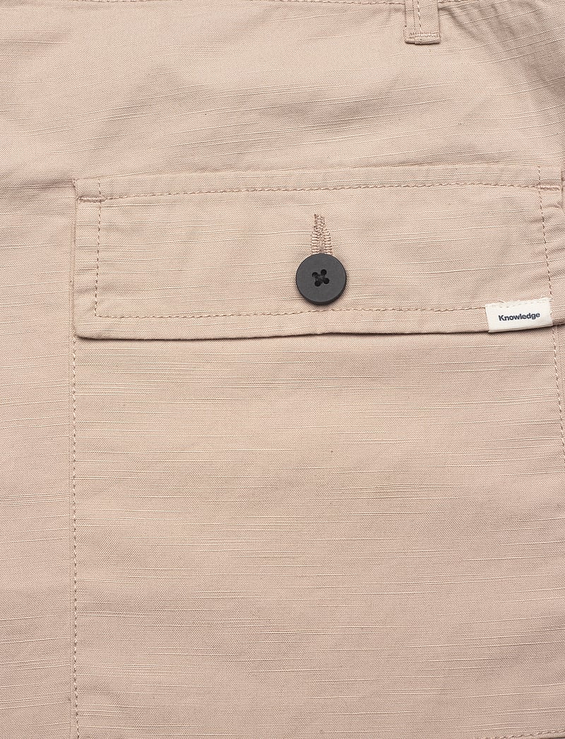 Knowledge Cotton Apparel - FLINT wide slub yarn shorts - GOTS/ - cargo shorts - light feather gray - 4
