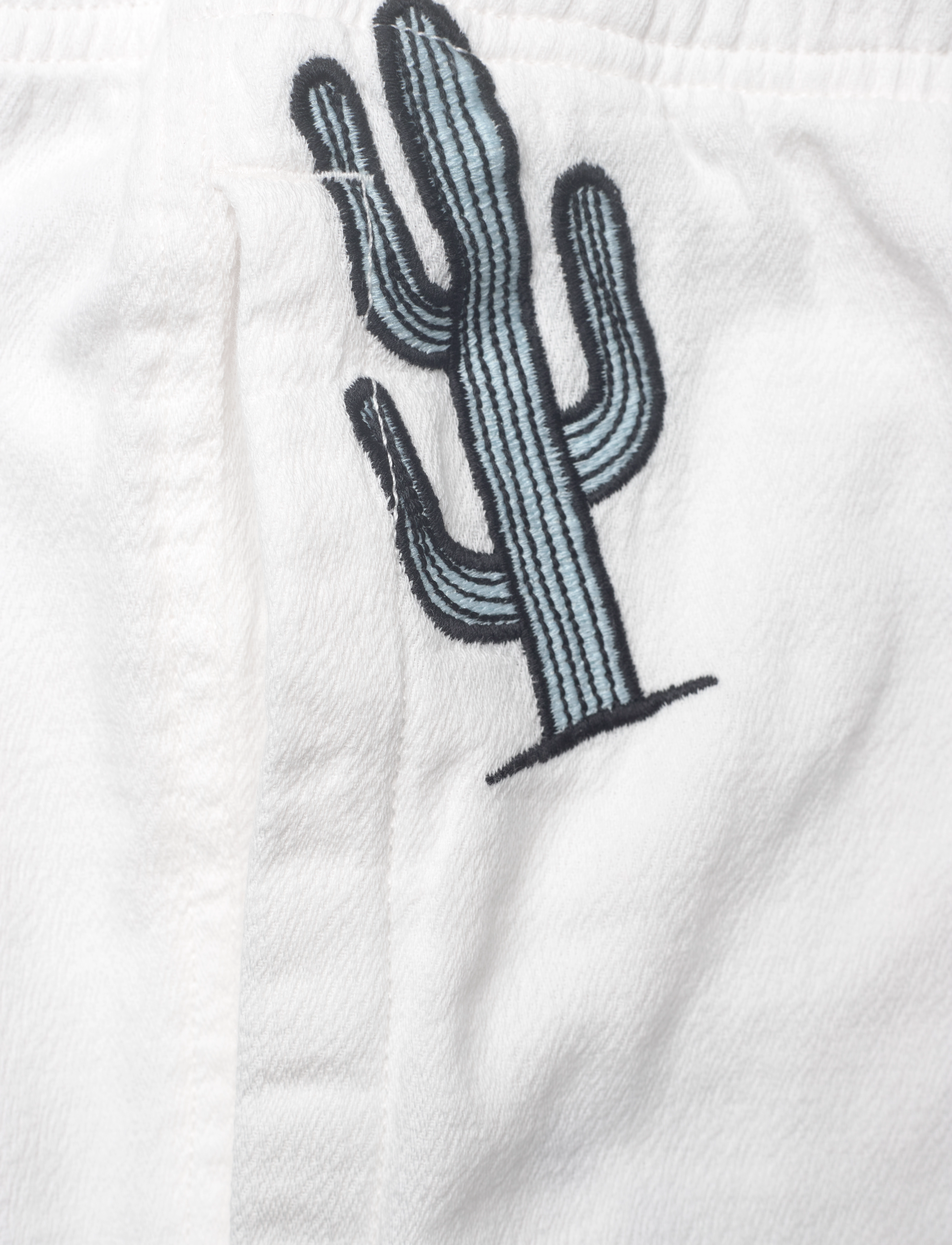 Knowledge Cotton Apparel - FIG loose with embroidery shorts - - egret - 2