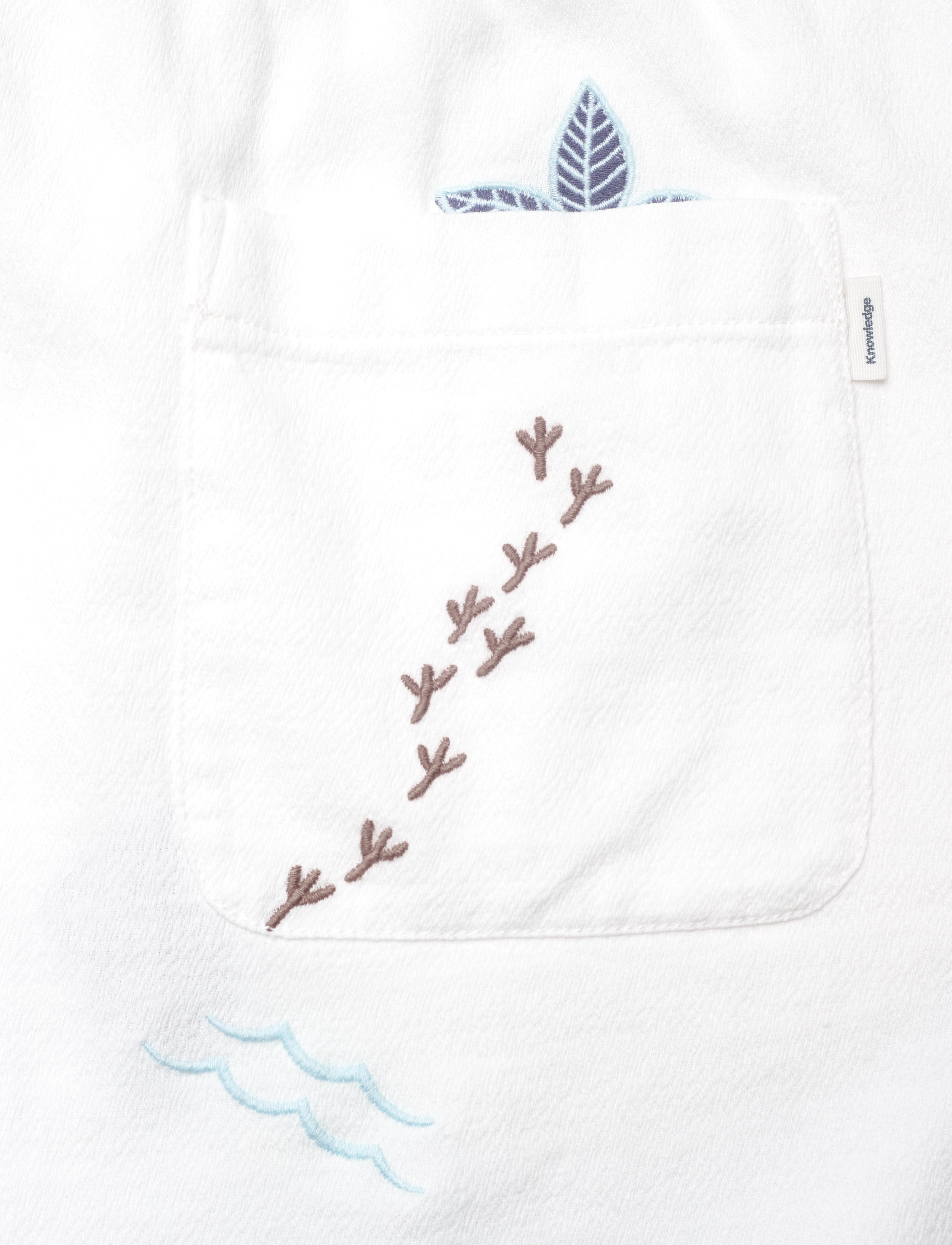 Knowledge Cotton Apparel - FIG loose with embroidery shorts - - egret - 4