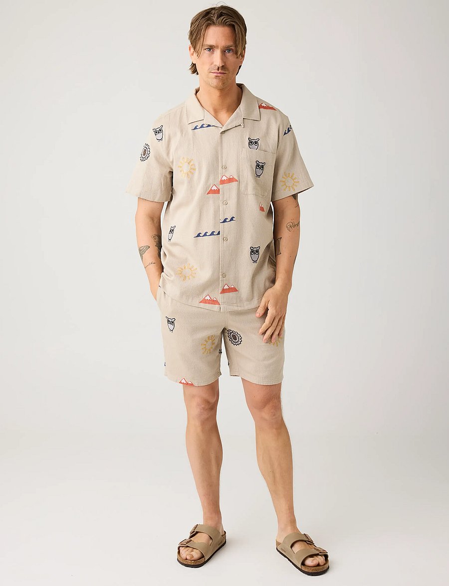Knowledge Cotton Apparel - Fig loose embroidery shorts - casual shorts - light feather gray - 0