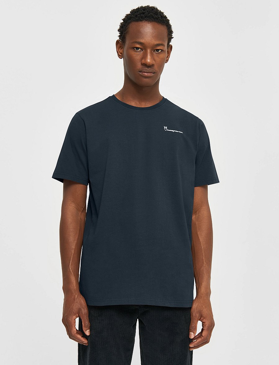 Knowledge Cotton Apparel - Regular trademark chest print t-shi - kortärmade t-shirts - total eclipse - 0