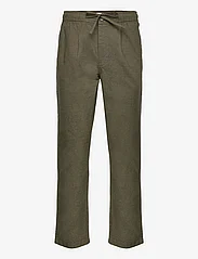 Knowledge Cotton Apparel - FIG loose linen look pants - GOTS/V - casual trousers - burned olive - 0