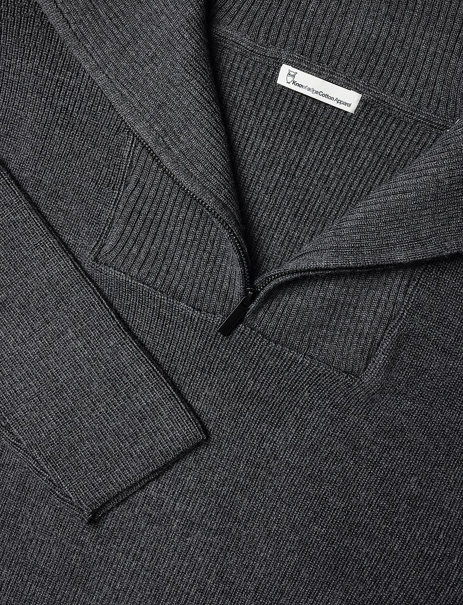 Knowledge Cotton Apparel - Merino half zip sweater - poolpika lukuga džemprid - dark grey melange - 4
