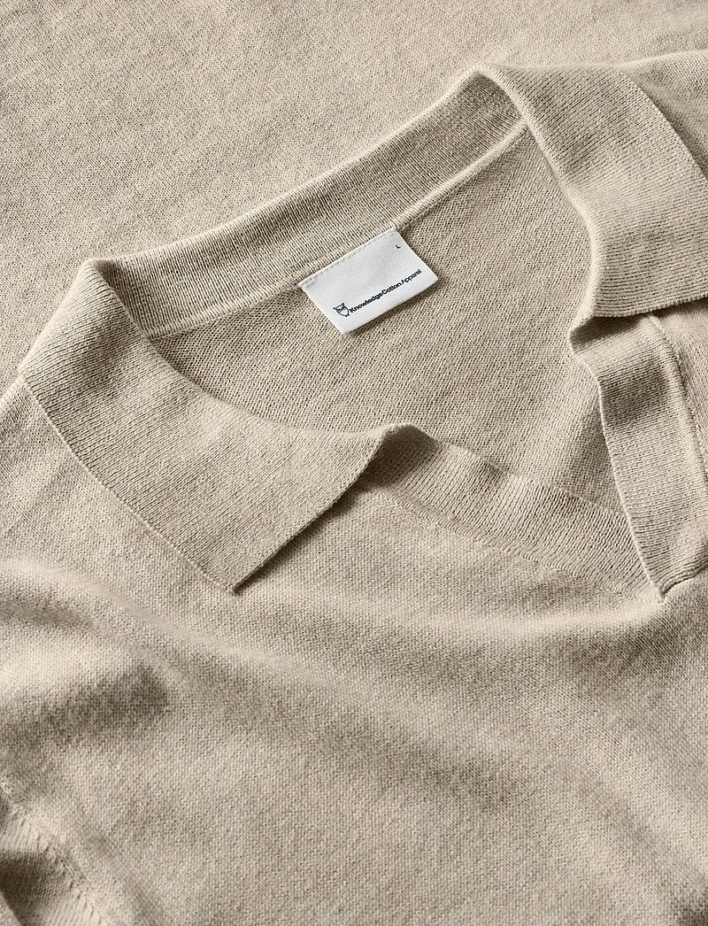 Knowledge Cotton Apparel - Cashmere knit polo - light feather gray - 2