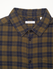 Knowledge Cotton Apparel - Loose fit checkered shirt - GOTS/Ve - casual shirts - green check - 4