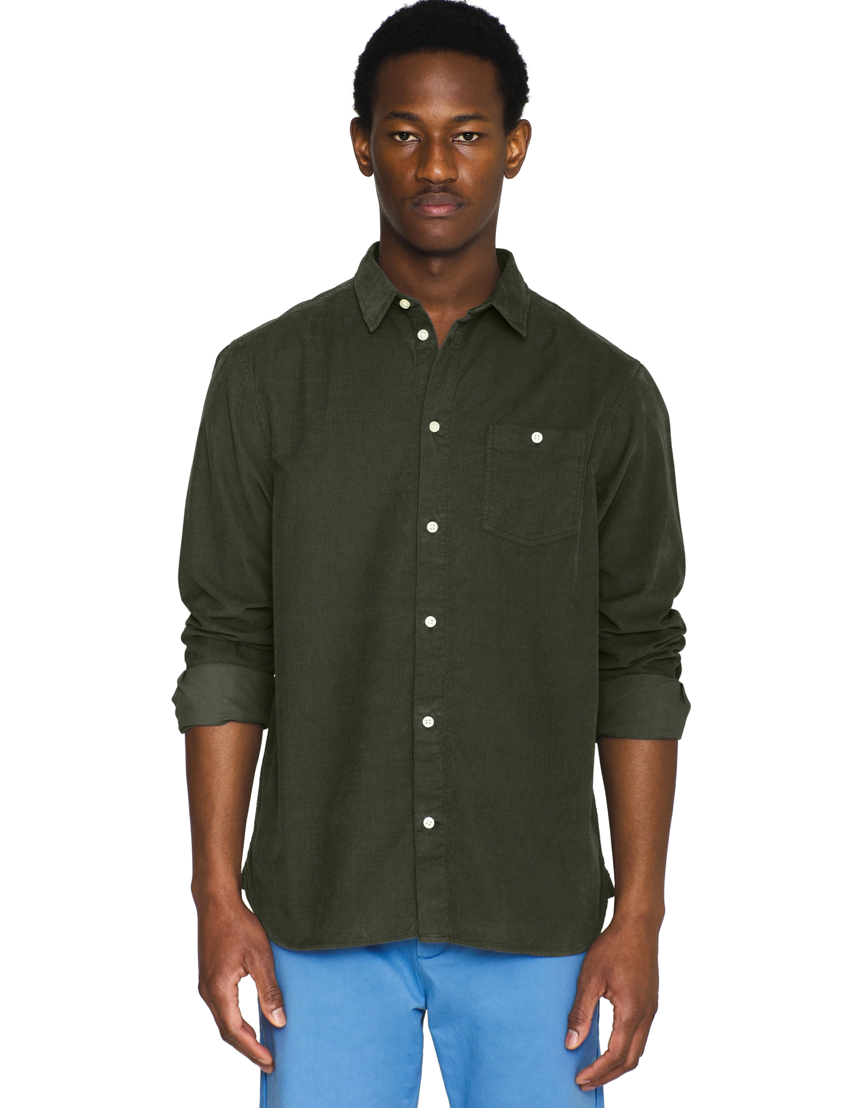 Knowledge Cotton Apparel - Dune regular corduroy shirt - manchesterskjortor - forest night - 0