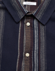Knowledge Cotton Apparel - Loose fit double layer striped shir - kasdienio stiliaus marškiniai - multi color stripe - 2
