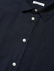Knowledge Cotton Apparel - Regular linen look shirt GOTS/Vegan - casual shirts - total eclipse - 3