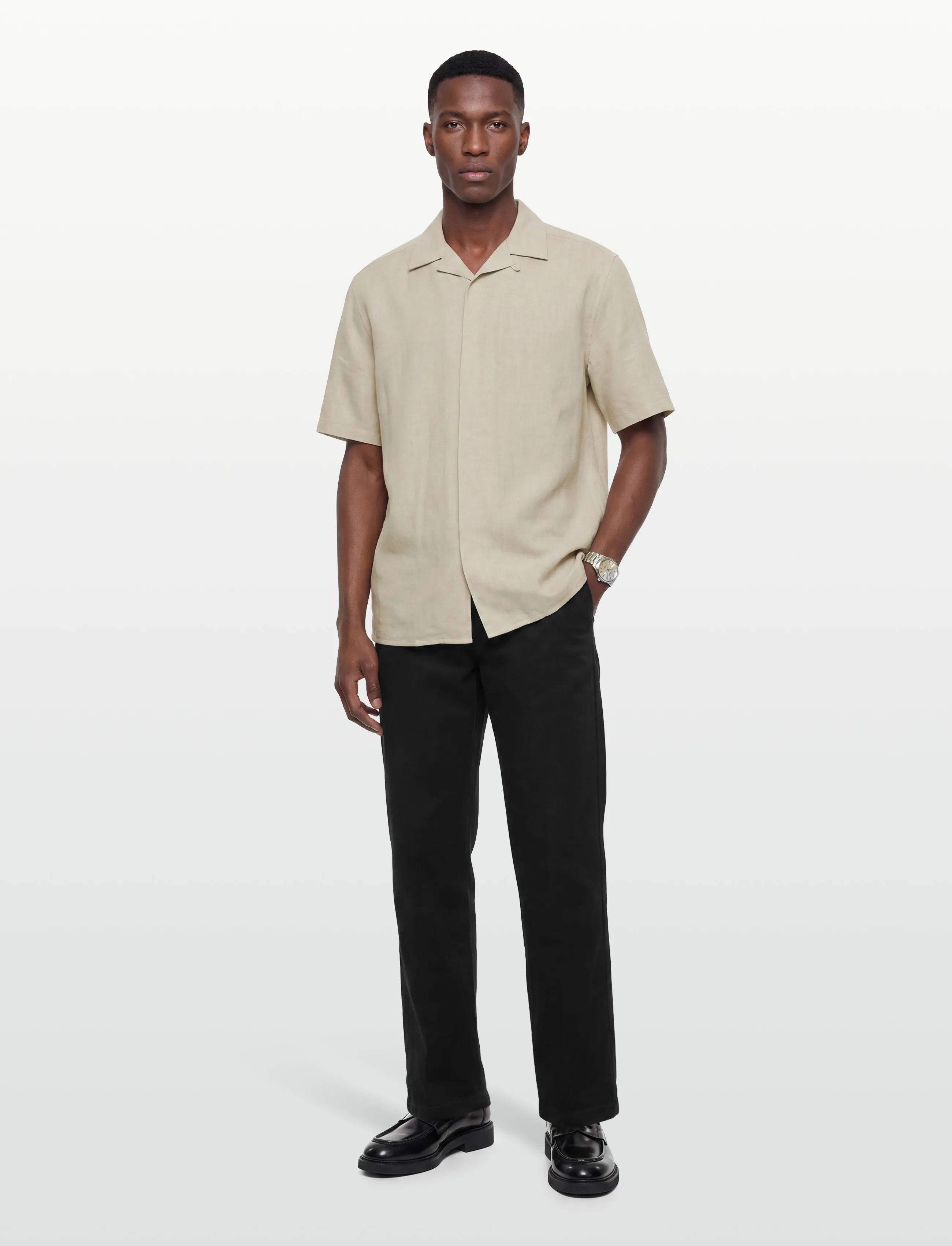 Knowledge Cotton Apparel Moss relaxed linen blend short slee - Kampagnen - LIGHT FEATHER GRAY / beige