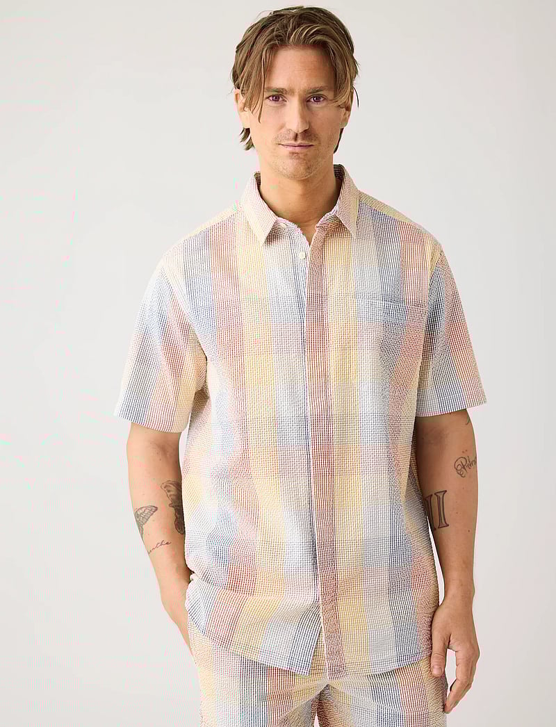Knowledge Cotton Apparel - Relaxed seersucker short sleeve shi - kurzarmhemden - multi check - 3