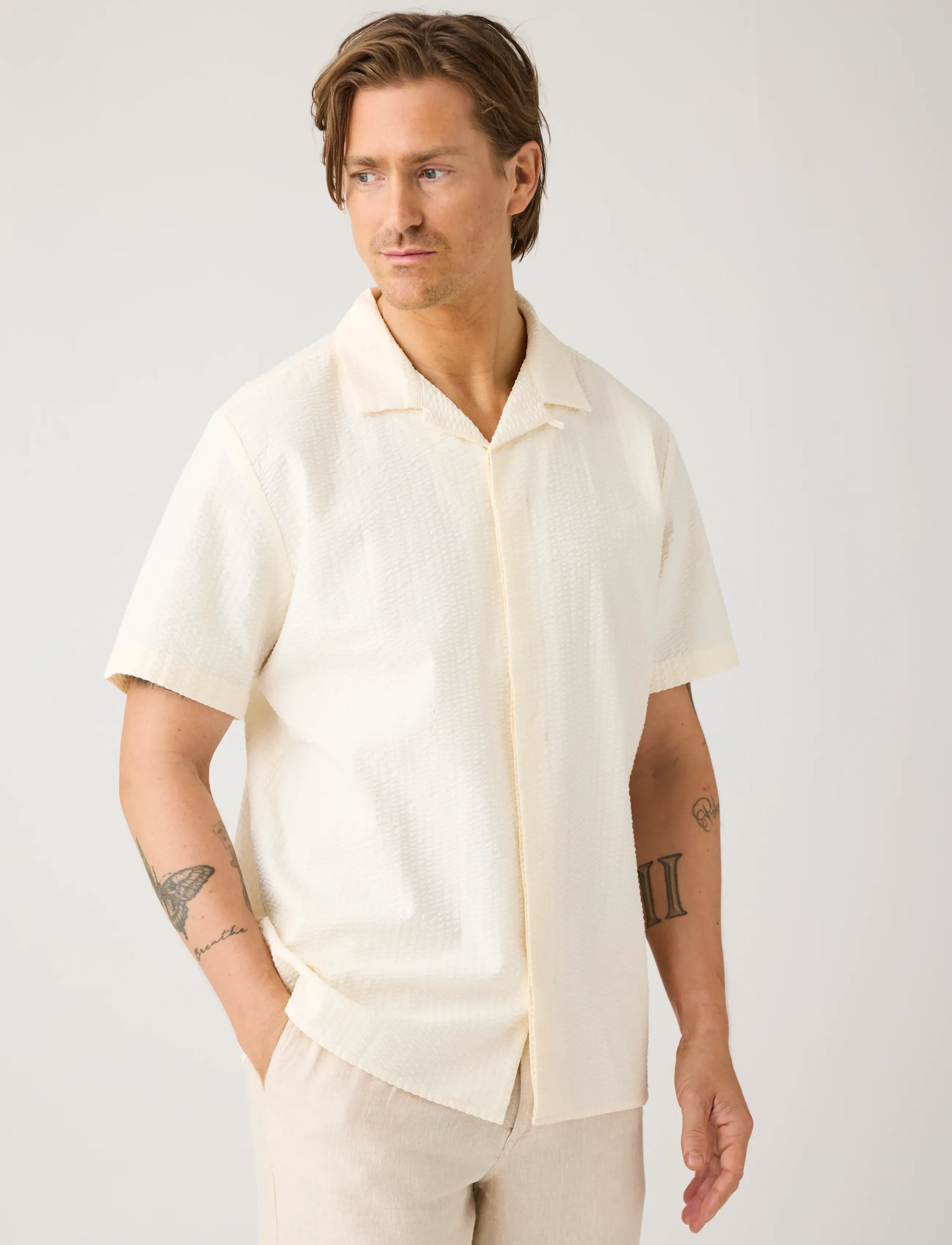 Knowledge Cotton Apparel Relaxed seersucker short sleeve shi - Knowledge Cotton Apparel - EGRET / cream