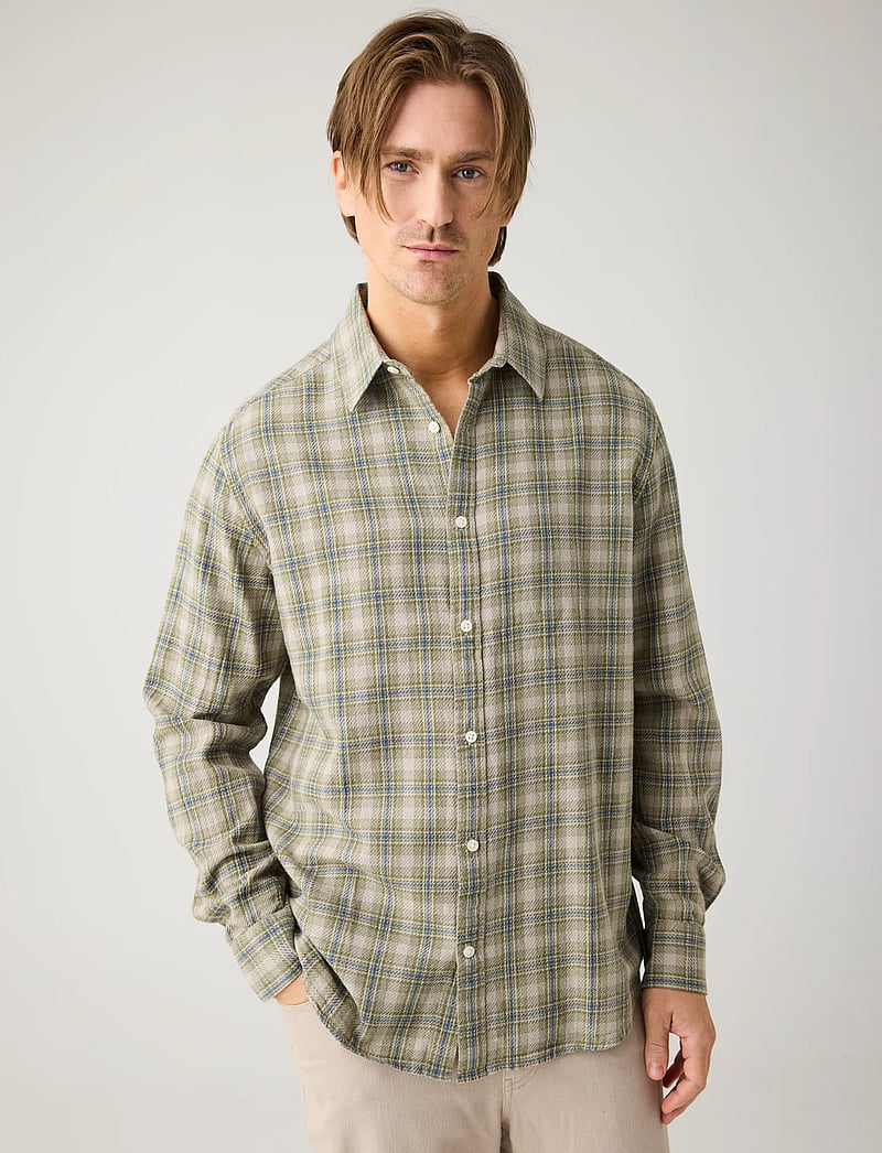 Knowledge Cotton Apparel - Loose check shirt - rutiga skjortor - beige check - 0