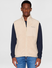 Knowledge Cotton Apparel - Teddy fleece vest - GRS/Vegan - sweatshirts - item colour - 2