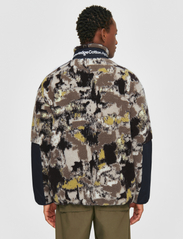 Knowledge Cotton Apparel - Oversized jaquard sherpa jacket - G - plīša džemperi - brown - 3