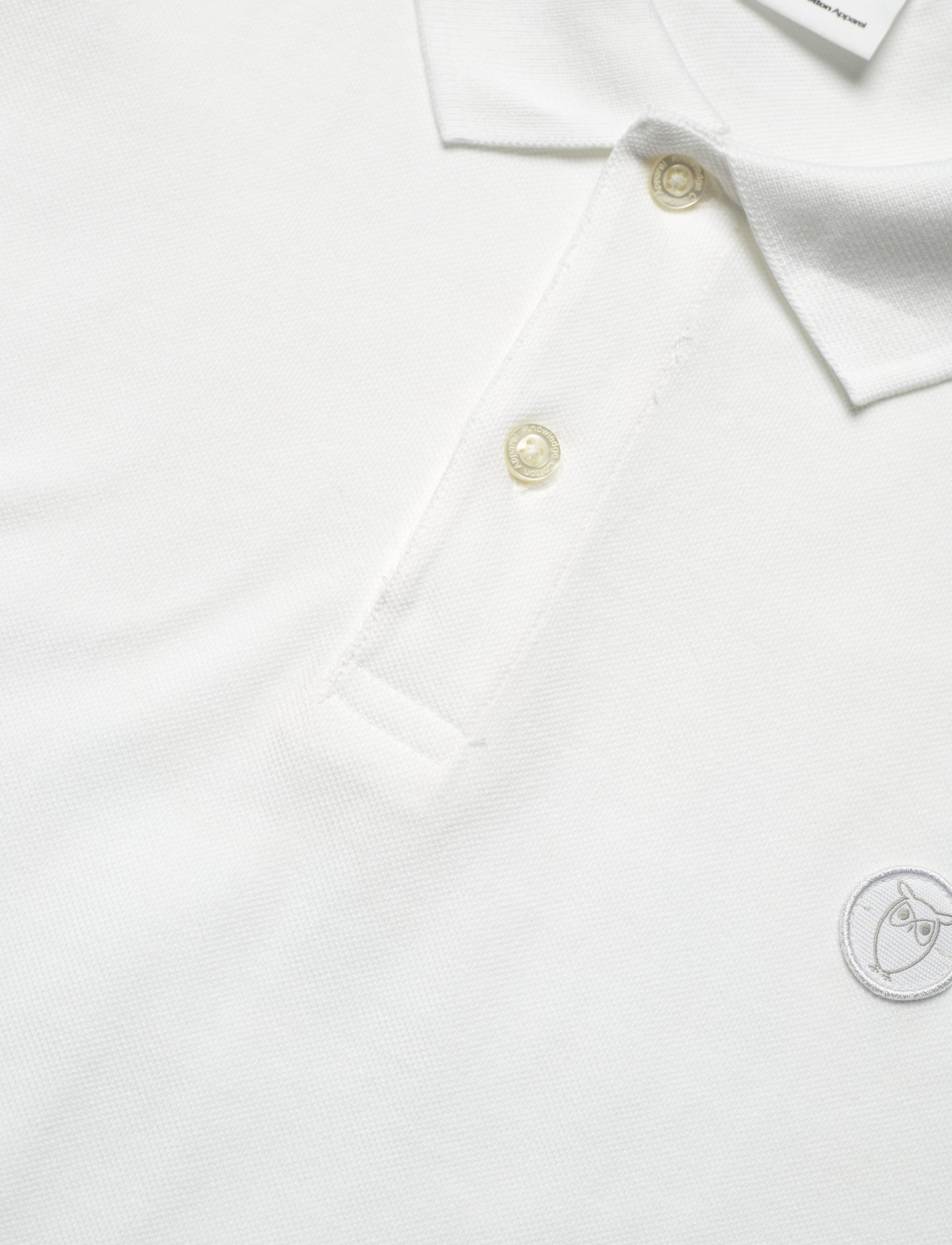 Knowledge Cotton Apparel - Basic badge polo - GOTS/Vegan - kortærmede poloer - bright white - 2