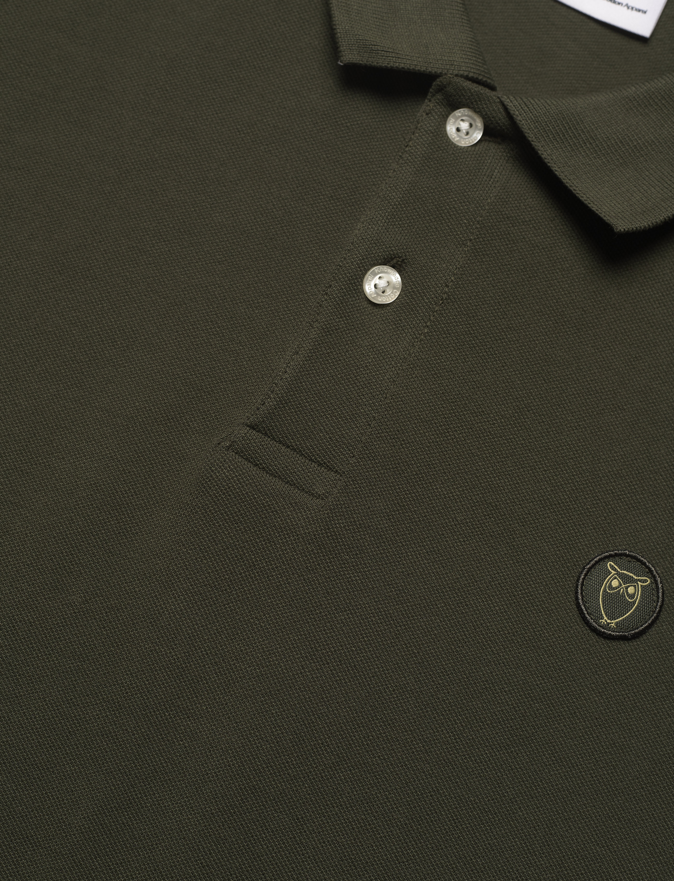 Knowledge Cotton Apparel - Basic badge polo - GOTS/Vegan - kortärmade pikéer - forrest night - 2