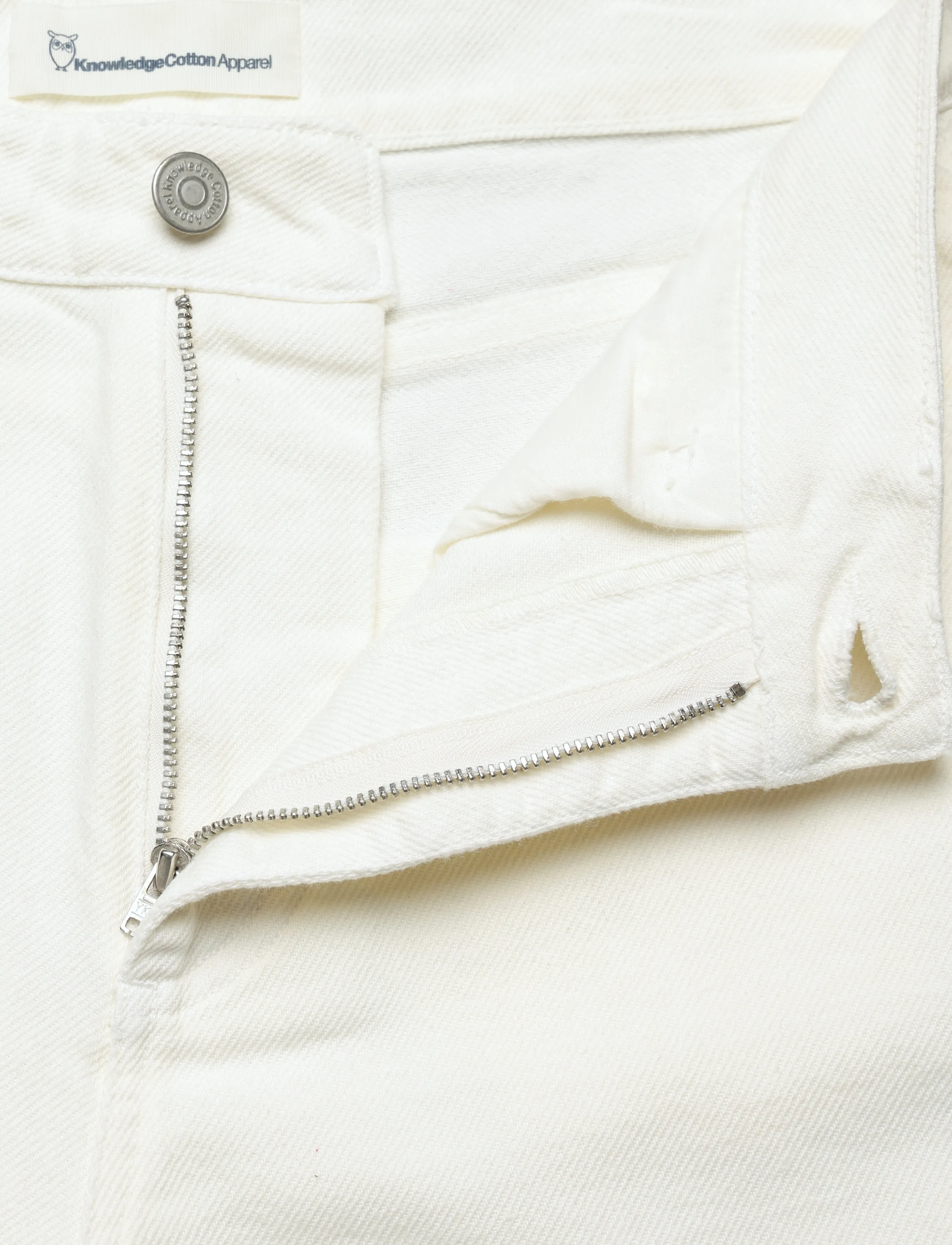 Knowledge Cotton Apparel - Gale straight twill shorts - sommerschnäppchen - egret - 3