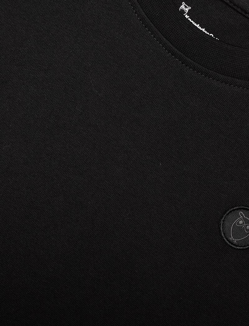 Knowledge Cotton Apparel - Regular fit badge t-shirt - GOTS/Ve - kortärmade t-shirts - black jet - 2