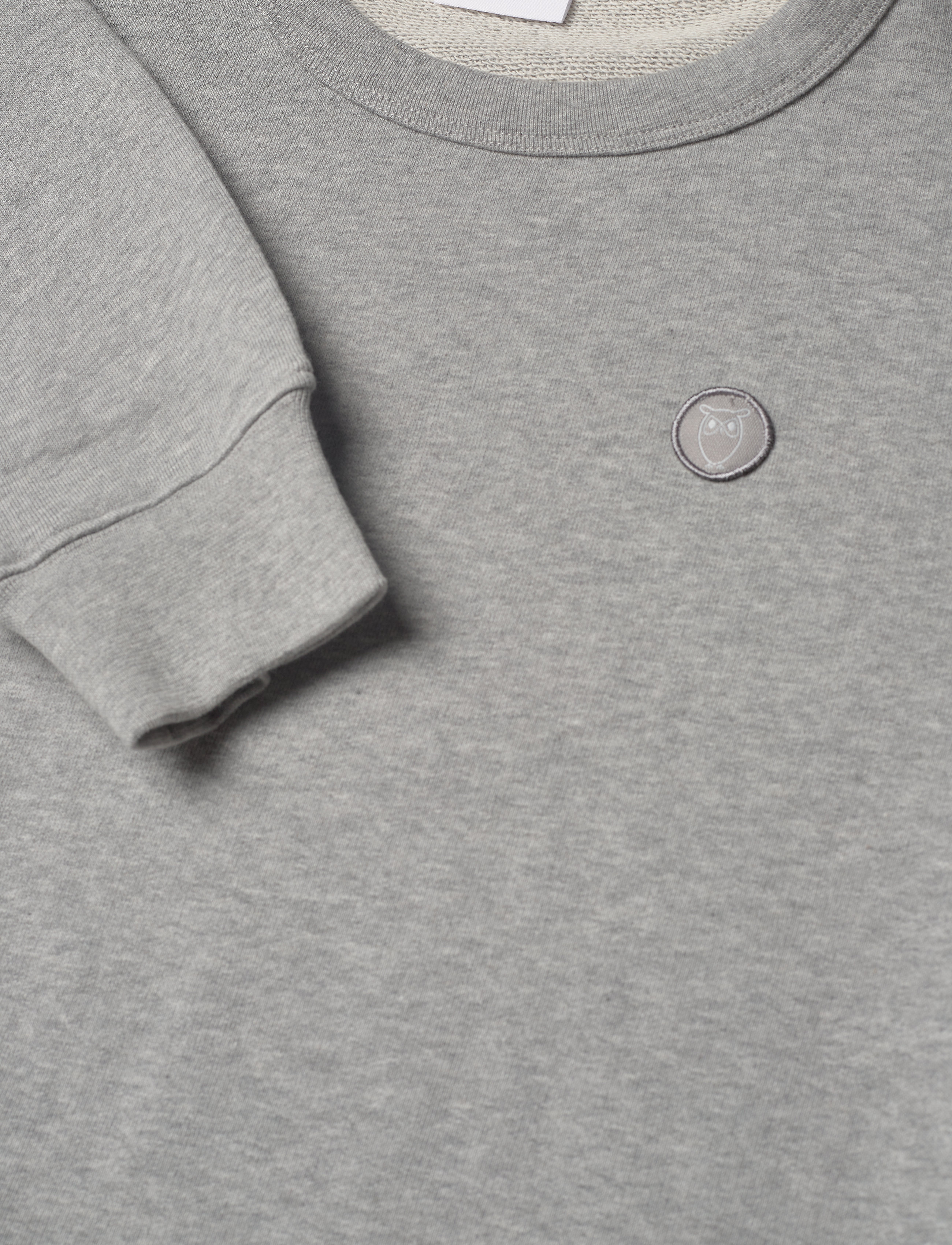 Knowledge Cotton Apparel - ERIK basic badge sweat - GOTS/Vegan - grey melange - 2