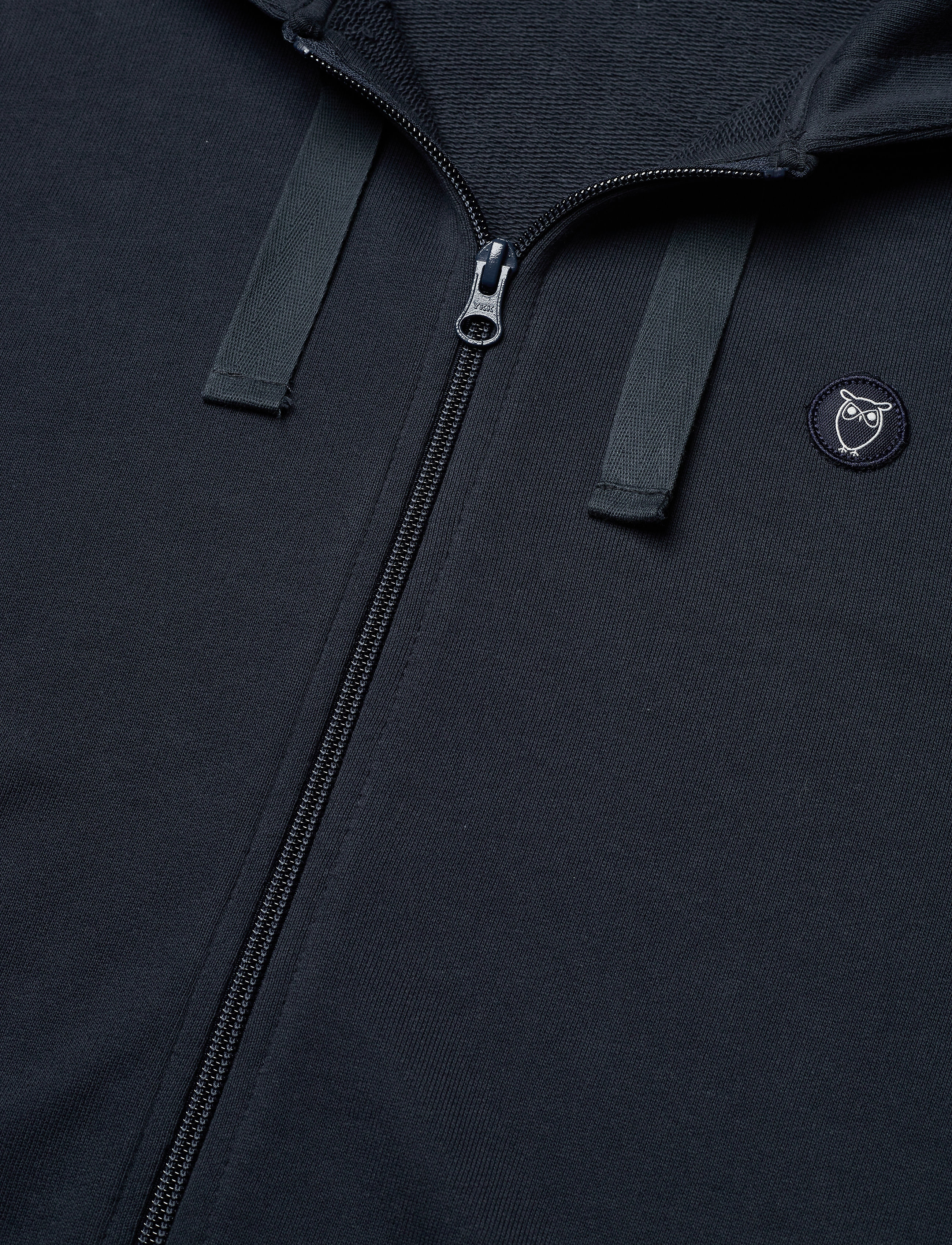 Knowledge Cotton Apparel - Zip hood basic badge sweat - GOTS/V - total eclipse - 2