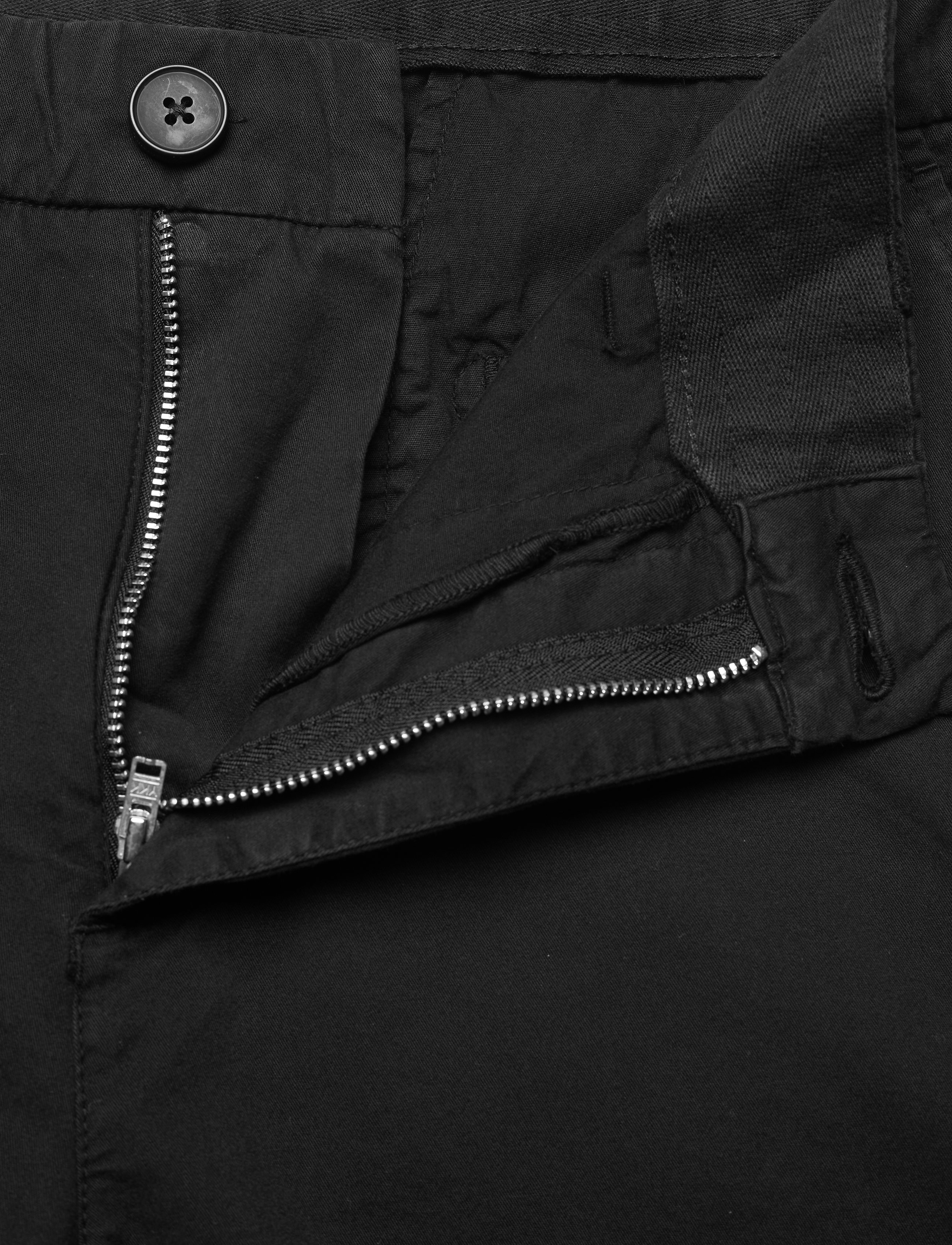 Knowledge Cotton Apparel - CHUCK regular chino poplin shorts - - chinos shorts - black jet - 3